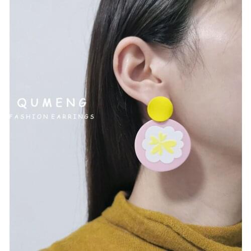Ins New Fashion Geometric Flower Yellow Alloy Studs Three-Dimensional Printing Acrylic Earrings Fresh Cute Girl Jewelry Female