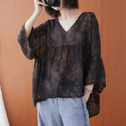 Oversized Women Summer Loose Casual T-shirts New Arrival 2021 Simple Style Vintage V-neck Floral Print Female Tops Tees S3482