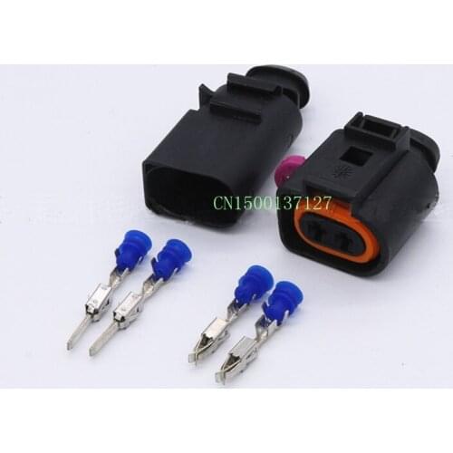 Auto connector for electric horn plug