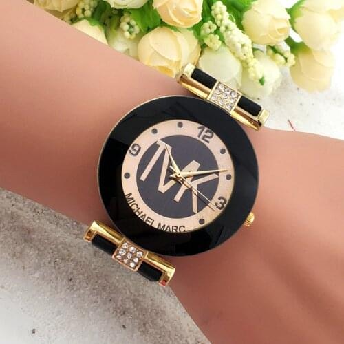 Luxury Woman Watch Fashion Quartz watches Silica gel Strap Diamond Decoration Round Wristwatches Brand Wife Gift Wrist watch