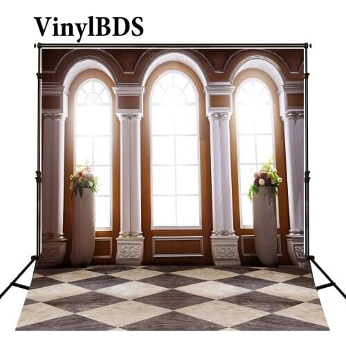 VinylBDS 5X7FT Vintage Indoor Wedding Backdrop Square Glass Windows and Carved Columns Wedding Photo Large Size Seamless Photo