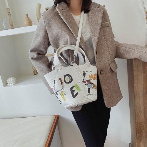 Fashion Leather Crossbody Bag Composite Bag Classic Texture Delicate Design Chic Women Graffiti MiniTote Shoulder Female Handbag