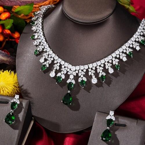 New Trendy Luxury Gorgeous Trendy Waterdrop Pendant Necklace Earrings Set for Women Ladies Girl Best Gift Bridal Wedding Show