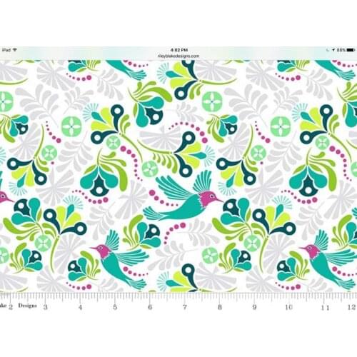 Beautiful teal, emerald, gray hummingbird waterproof and wipeable, protect wood surfaces Table Cloth