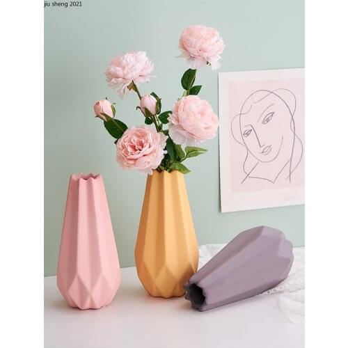 French Solid Color Ceramic Vase Origami Art Flower Arrangement Container Living Room Dining Table Rhombus Flower Vase Home Decor