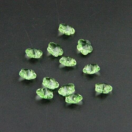 50pcs/lot 14mm Apple Green Glass Trimming Beads Plum Blossom Beads For Wedding & Home Decoration