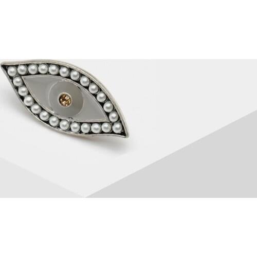 Amorita boutique vintage angel eye Brooches