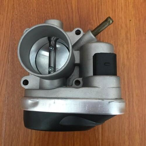 Throttle Body For VW Polo Variant Golf New Beetle Bora 1.4 1.6V 036133062B