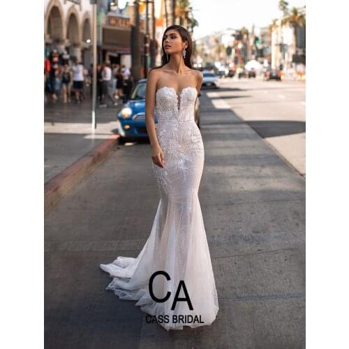 Delicate lace wedding dresses mermaid deep v neck sexy aplliques beadings with bling bridal gowns plus size online