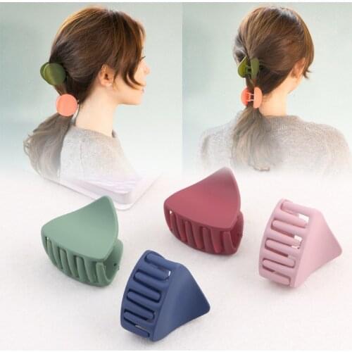 1Pc Korean Solid Big Hair Claws Elegant Frosted Acrylic Hair Clips Hairpins Barrette Headwear For Women Girls Hair Accessories
