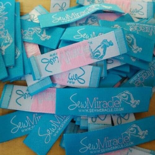 1000 pcs Custom End fold sewing woven label lake blue embroidery cloth Pink tag 6 * 1.5 cm