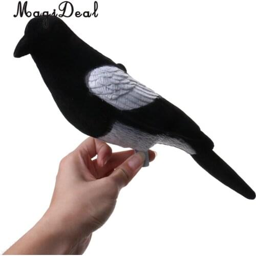 MagiDeal Durable Sturdy Plastic Full Flocked Realistic Calling Magpie Decoy Shooting Decoying Bait 106g Outdoor Hunting Tools