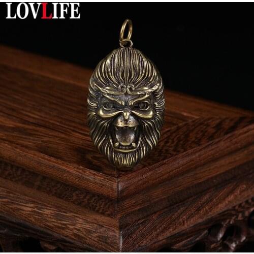 Pure Brass Monkey King Face Keychain Pendant Chinese God of War Figure Vintage Punk Rock Men Car Key Chain Rings Hanging Jewelry