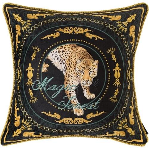 Tiger Throw Pillow Case Soft Velvet Square Cushion Cover Standard Pillowcase With Heavy Tassel Decorated Sofa Armchair Bedroom