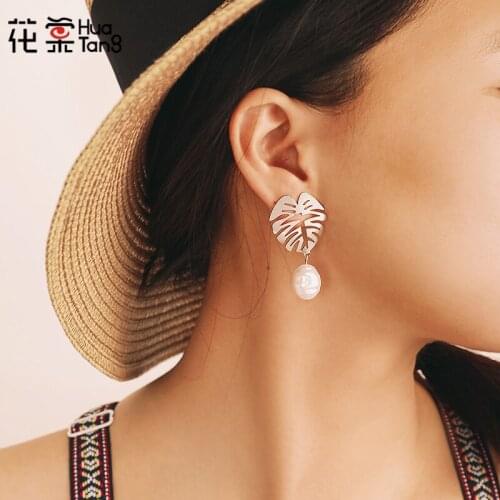 HuaTang Silver Color Leaves Pearl Dangle Earrings for Women Alloy Pendant Piercing Drop Earrings Female Jewelry Oorbellen A01502