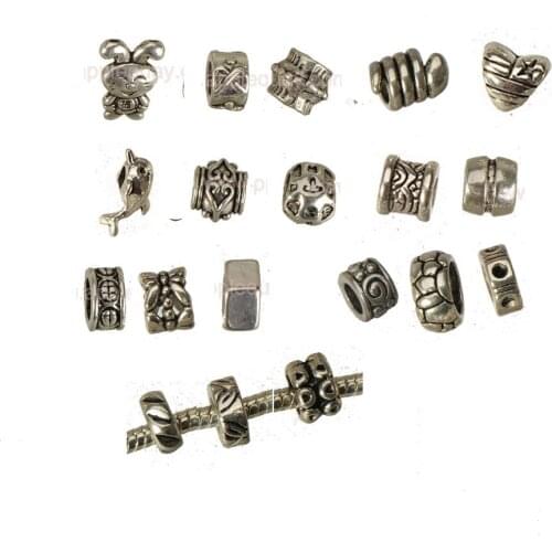 Wholesale Beads Charms Bracelet DIY Handwork Antique Silver Animal Ice Hockey Nut Love Dolphin Large Hole Metal Jewelry Findings