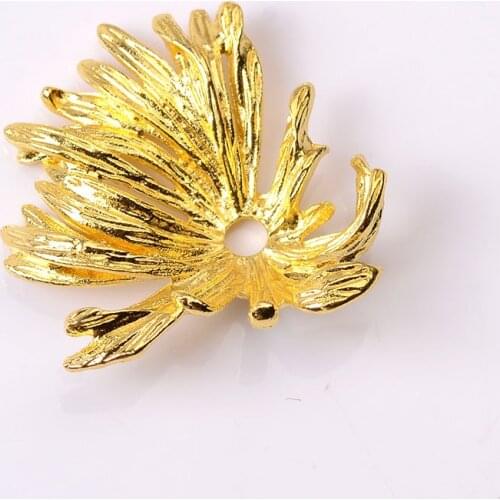 20 PCS 26*26mm Vintage Accessories Metal Alloy Hollow Out The Leaves DIY Handmade Jewelry Accessories