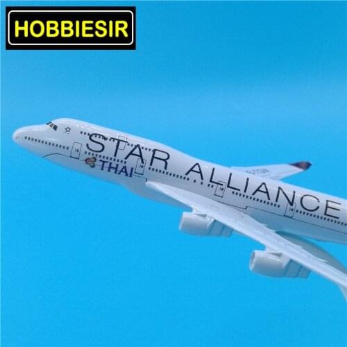 16CM 1:400 Boeing B747-400 model Aircraft landing gear Star Alliance airline w base alloy airplane collectible display PlaneGift