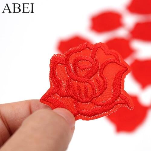 20pcs/lot Embroidered small flower patches Sewing Fabric Appliqued Diy Jeans Stickers Iron On Clothing Patch Garment Accessories