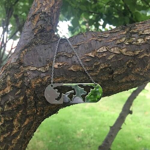 Somsoar Jewelry World Map Necklace 5*1.7cm Traveler World Chain Necklace Stainless Steel Necklace with 45cm Link chain as gift