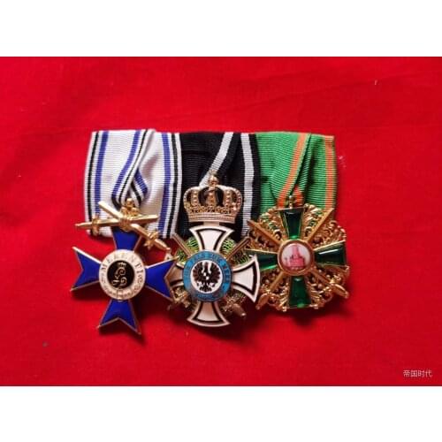 BEAUTIFUL WWI WW1 GERMAN 3 MEDAL BAR GROUP CROSS COMBATANT HONOR METAL MEDAL SET GROUP BAR