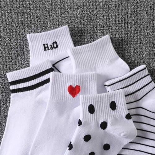 Cotton Polka Dot White Four Seasons Socks Female Spring And Summer Breathable Invisible Boat Socks Sports Womens Socks Simple S
