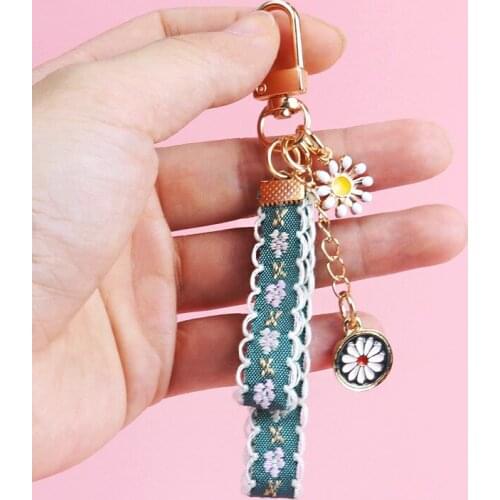 Korean Trendy Lace Fabric Keychain Lovely Ribbon Flower Keyring Women Jewelry Sunflower Cute Bag Accessories Car Key Holder Gift