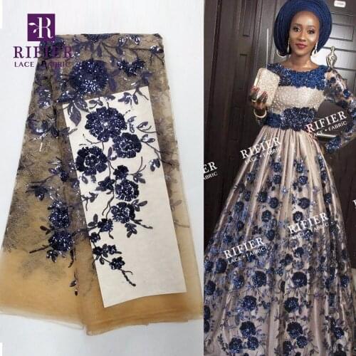 Beautiful Flower Sequined Net Lace Fabric African Sequins Wedding Laces Blue Color 2018 High Quality Guipure Lace Dress Fabrics