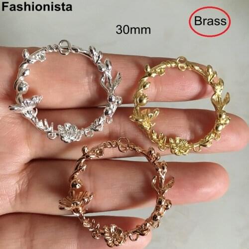 10 pcs - Brass Flower Ring Charms 30mm Metal Casted Flower Vine Twining Round Pendant,Gold/Silver/Raw Brass Filigrees -M