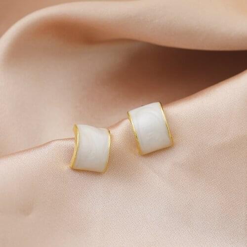 Retro Resin Earrings For Women Korean Fashion Simple Temperament Woman Earring Trendy Tide Jewelry Accessories Wholesale 2021