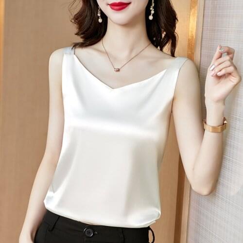 Women Halter V Neck Basic White Cami 2021 Sleeveless Satin Silk Tank Tops Womens Summer Camisole Plus Size Spaghetti Strap Top