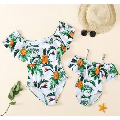 2021 Family Matching Pink Swimwear Two Pieces Women Mother And Girls Swimsuit Men Shorts Bathing Suit Maillot De Bain Feminino