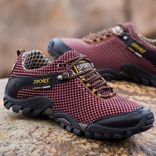 Anti-Skid Men Hiking Shoes High Quality Cow Leather Climbing Shoes Outdoor Trekking Fishing Sneakers Women Camping Sports Shoes