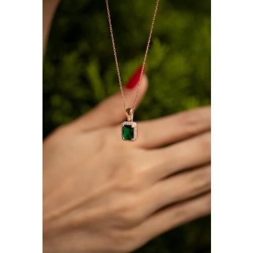 For women 925 Sterling Silver Square Model Emerald Cubic Zirconia Rose Plated Silver Necklace Elegant Design 2021 Trend Fashion Style Pure silver Jewelry