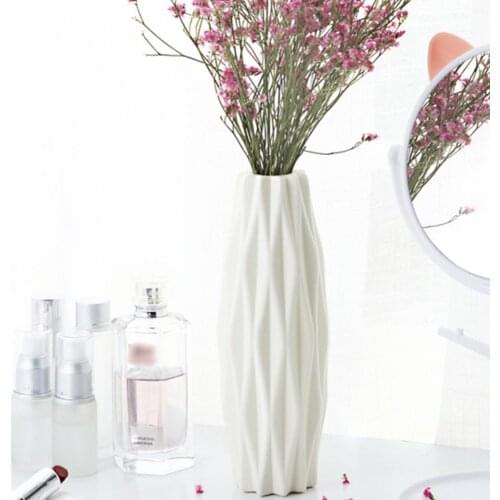 White Flower Vase Home Decorative Vase and Table Centerpieces Vase Ideal Gifts for Friends and Family Home Wedding Decoration