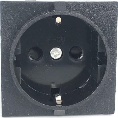 Wholesale 250v 16a germany AC PDU UPS EU power desktop outlet Embedded electrical Panel Receptacle AC socket