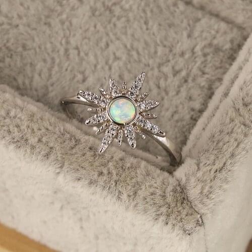 Female Cute White Fire Opal Ring Fashion 925 Sterling Silver Engagement Ring Luxury Crystal Small Round Wedding Rings For Women