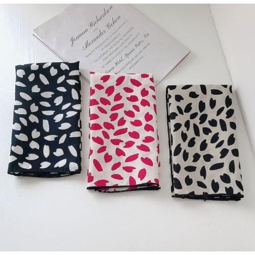 Yishine Lovely Leaves Prints Fashion Women Multifunction Head Scarf Neckerchief for Girls 50*50cm