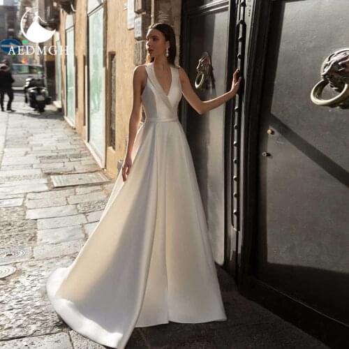 Aedmgh Matte Satin Wedding Dresses 2021 Halter V-Neck Sleeveless Vestido De Novia Backless A-Line Court Train Bridal Gowns