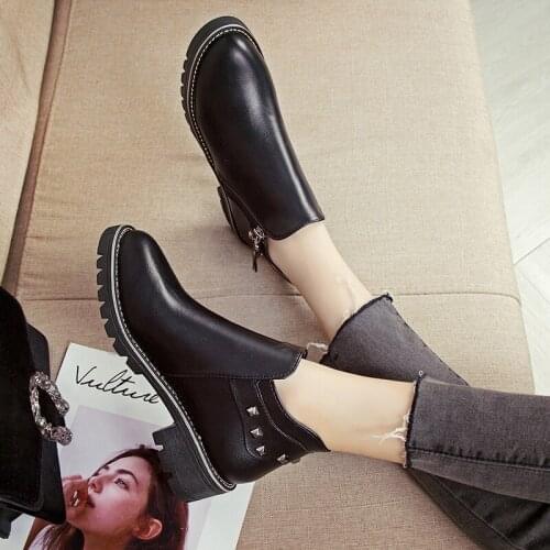 Martin boots female British wind bare boots childrens boots autumn 2018 new wild Korean students Chelsea womens boots popular