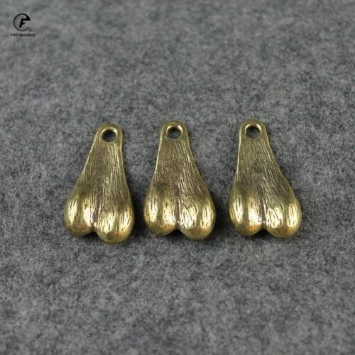 New BIG Brass Balls Keyring Personality Keychain Novelty Key Tea Pet Table Decorations Brass Testicles Pendant Car Ornaments