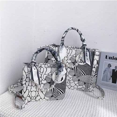 Denim Tote Handbags for Women 2021 Luxury Designer Shopper Wallets Fashion Casual Personality Flowers Pearl Scarf Crossbody Bags