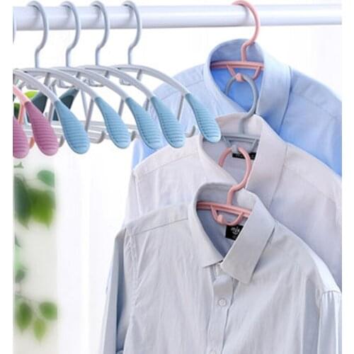 10pcs/lot Plastic Clothes Hanger with Wide Shoulder Adult Slip Resistant Standard Clothing Hangers Ideal for Everyday Use
