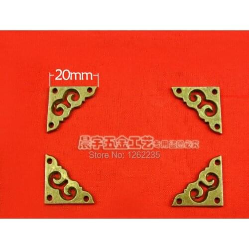 20 * 20 * 1.6mm Tips alloy angle Jewelry PACKER angle Lace Corner Wooden protection angle Wholesale