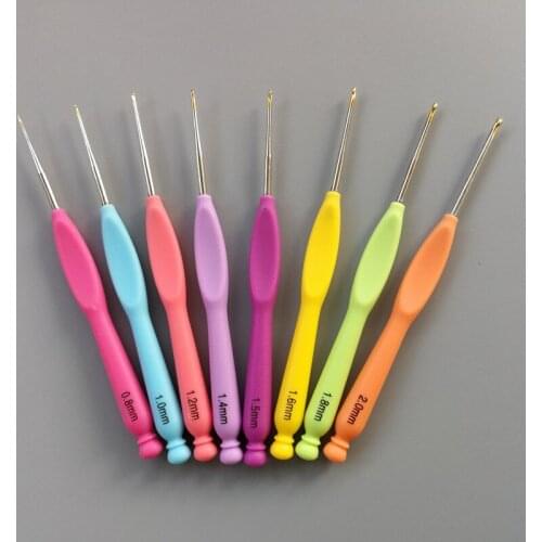 8Pcs Plastic Handle Crochet Hooks Needles 0.8mm-2.0mm Small Lace Yarn Weave Knitting Needles Hook For Dolls Tools
