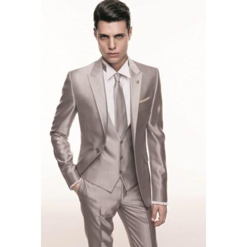 New Arrivals One Button Champagne Groom Tuxedos Peak Lapel Groomsmen Best Man Wedding Prom Suits (Jacket+Pants+Vest+Tie)