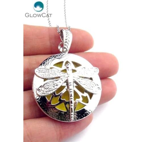K494 Silver 36mm Flat Big Round Dragonfly Locket Necklace 18" + 1pc 25mm pad Aroma Essential Oil Diffuser Locket