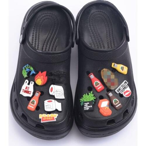 Hot Sale Croc Shoes Charms Toilet Paper Shoe Decoration Kitchen Jamaica Tamarindo Pina Bracelets Accessories Kids Birthday Gift