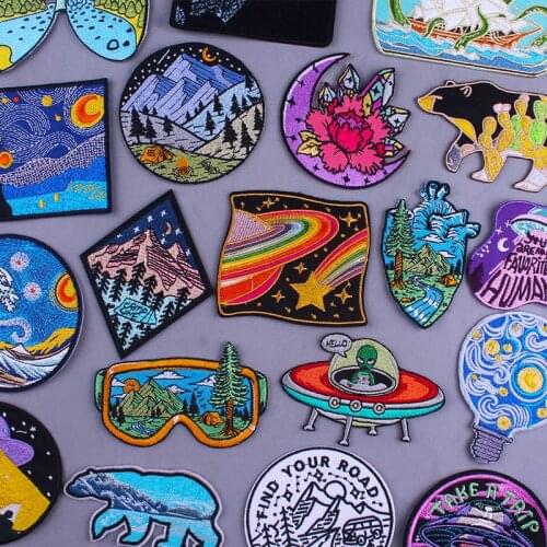 Fashion Stripes Stickers Iron On Patches For Clothing Mountain Patch Embroidered Patches On Clothes UFO Alien Applique On Jacket