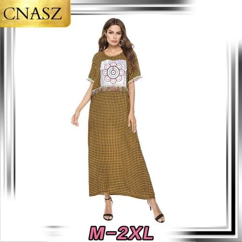 New Muslim Dress Islamic Turkey Fashion Womens Dubai Tassel Applique Short Sleeve Arab Middle East Round Neck Dress Moroccan